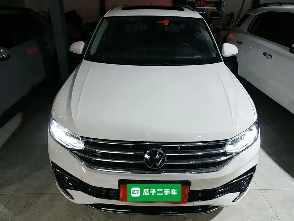 Volkswagen Tiguan L 2022 — фото 3