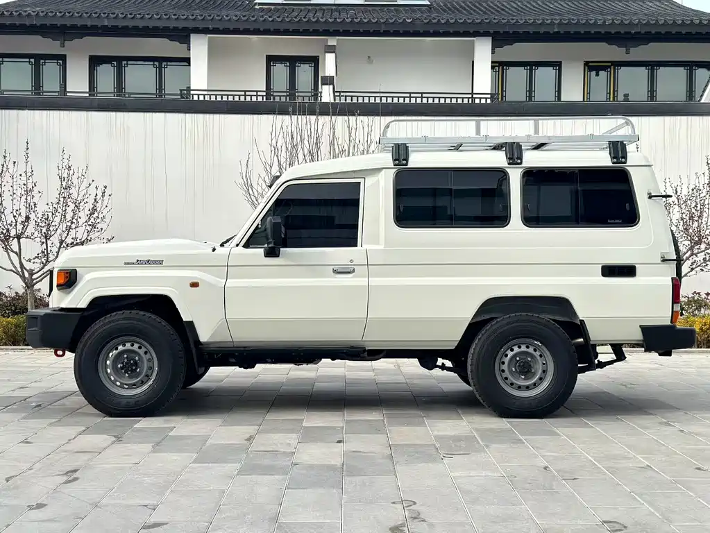 Toyota Land Cruiser 2025 — фото 4