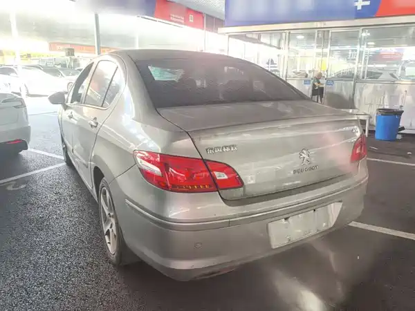 Peugeot 408 2014