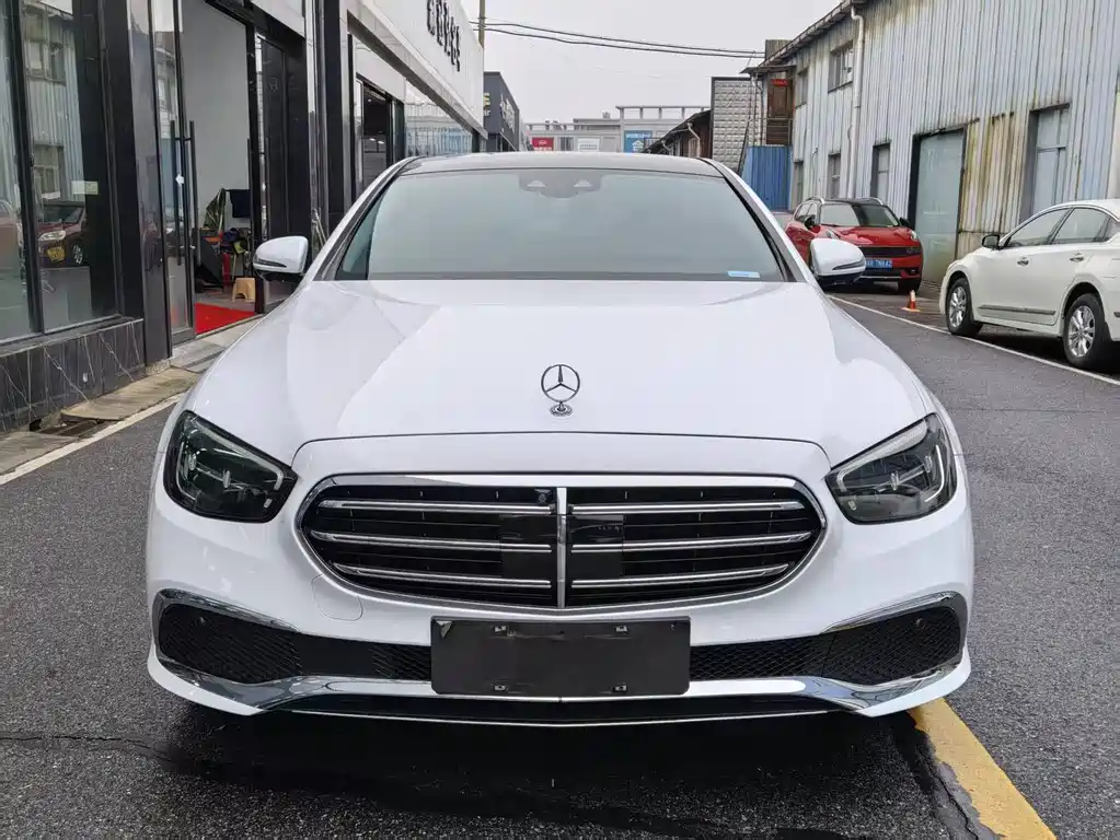 Mercedes-Benz E-Class New Energy 2023 — фото 2