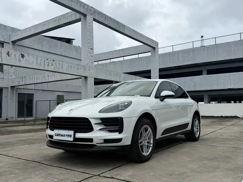 Porsche Macan 2021 — фото 1