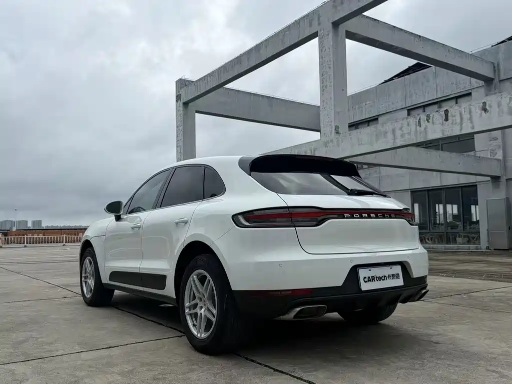 Porsche Macan 2021 — фото 7