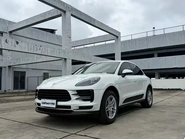 Porsche Macan 2021