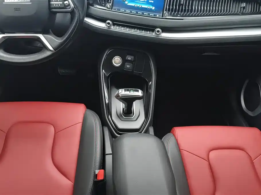 Haval H2s 2018 — фото 16