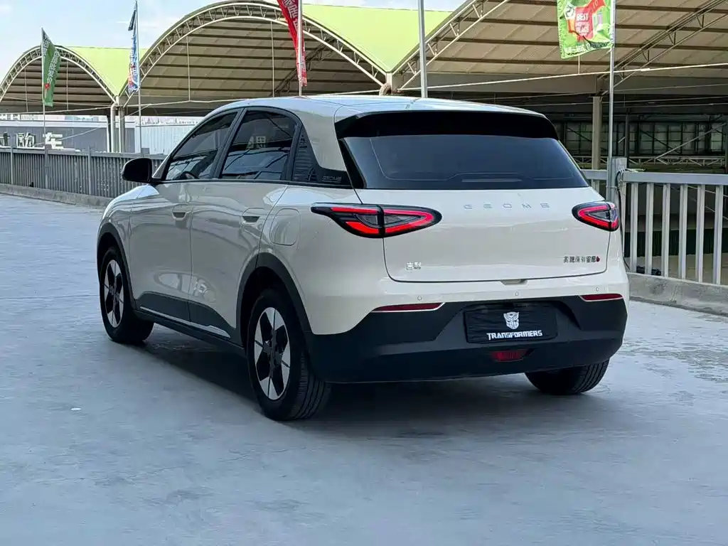 Geely Galaxy Starwish 2025 — фото 4