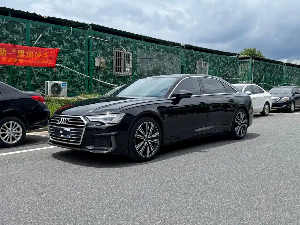 Audi A6L 2022