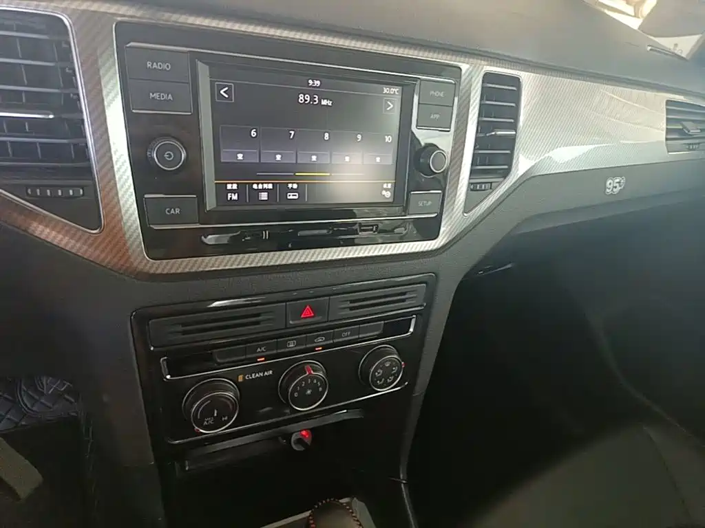Volkswagen Golf Jialu 2019 — фото 13