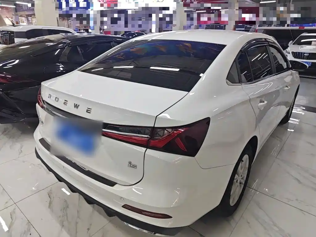 Roewe i5 2025
