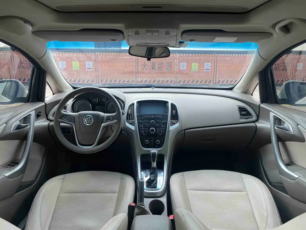 Buick Excelle GT 2014 — фото 14