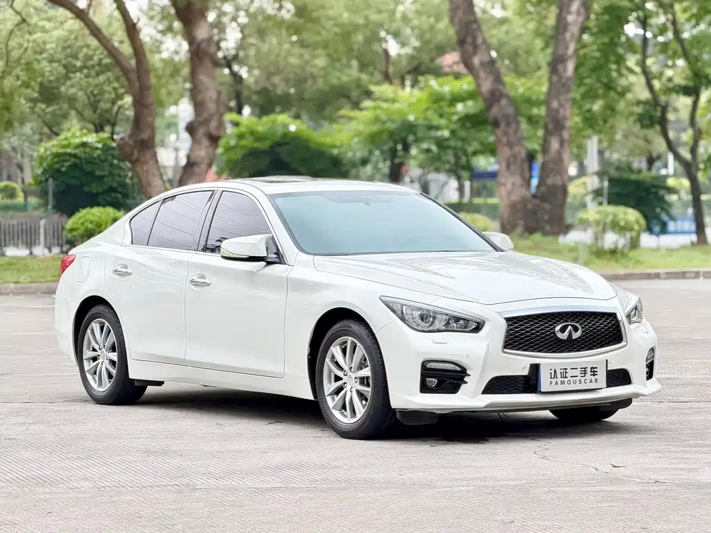 Infiniti Q50 2014 — фото 3