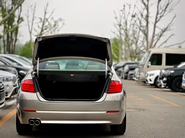 BMW 5 Series 2012