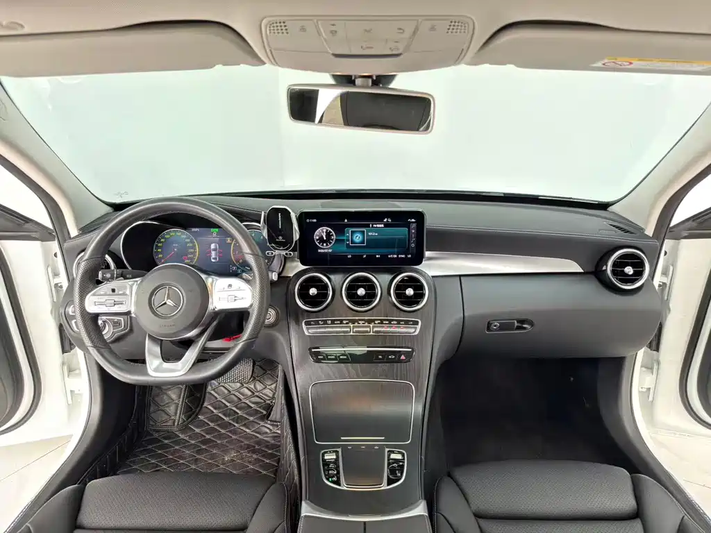 Mercedes-Benz C-Class 2020