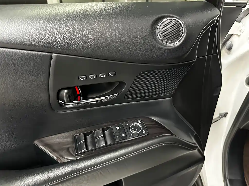 Lexus RX Classic 2015 — фото 12