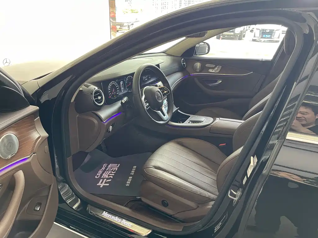 Mercedes-Benz E-Class 2020 — фото 8