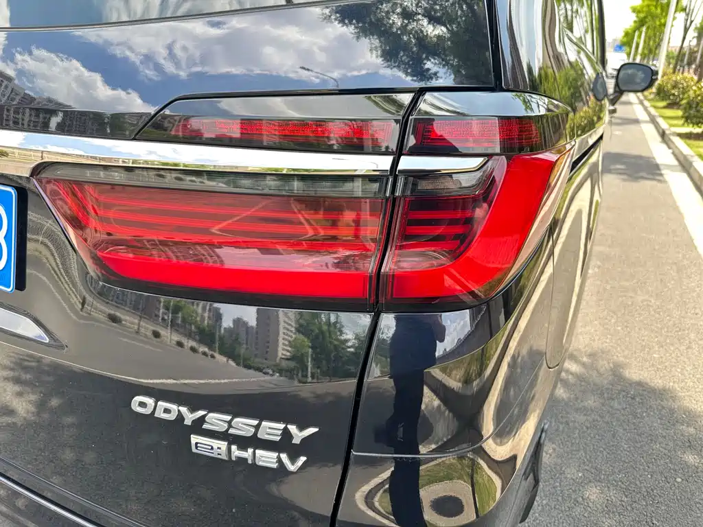 Honda Odyssey 2023 — фото 17