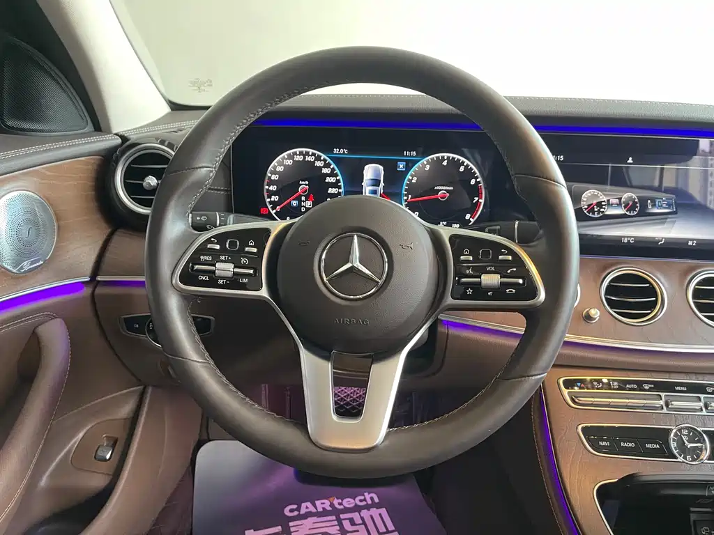 Mercedes-Benz E-Class 2020 — фото 25