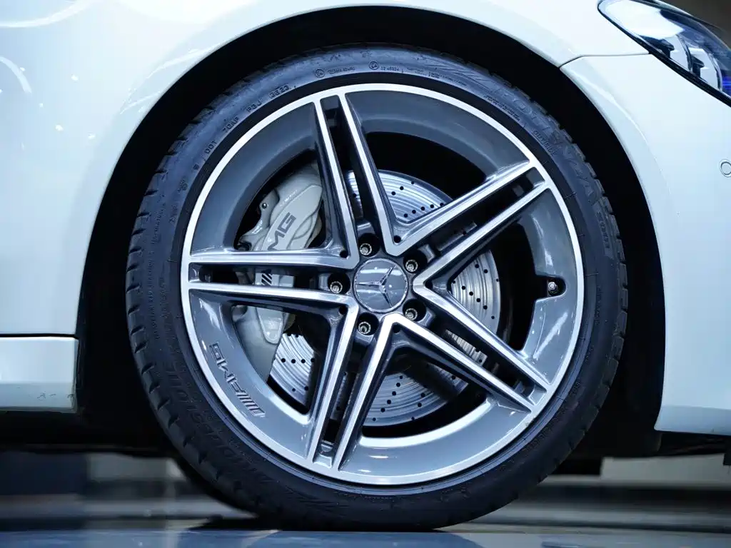 Mercedes-Benz C-Class AMG 2020 — фото 11