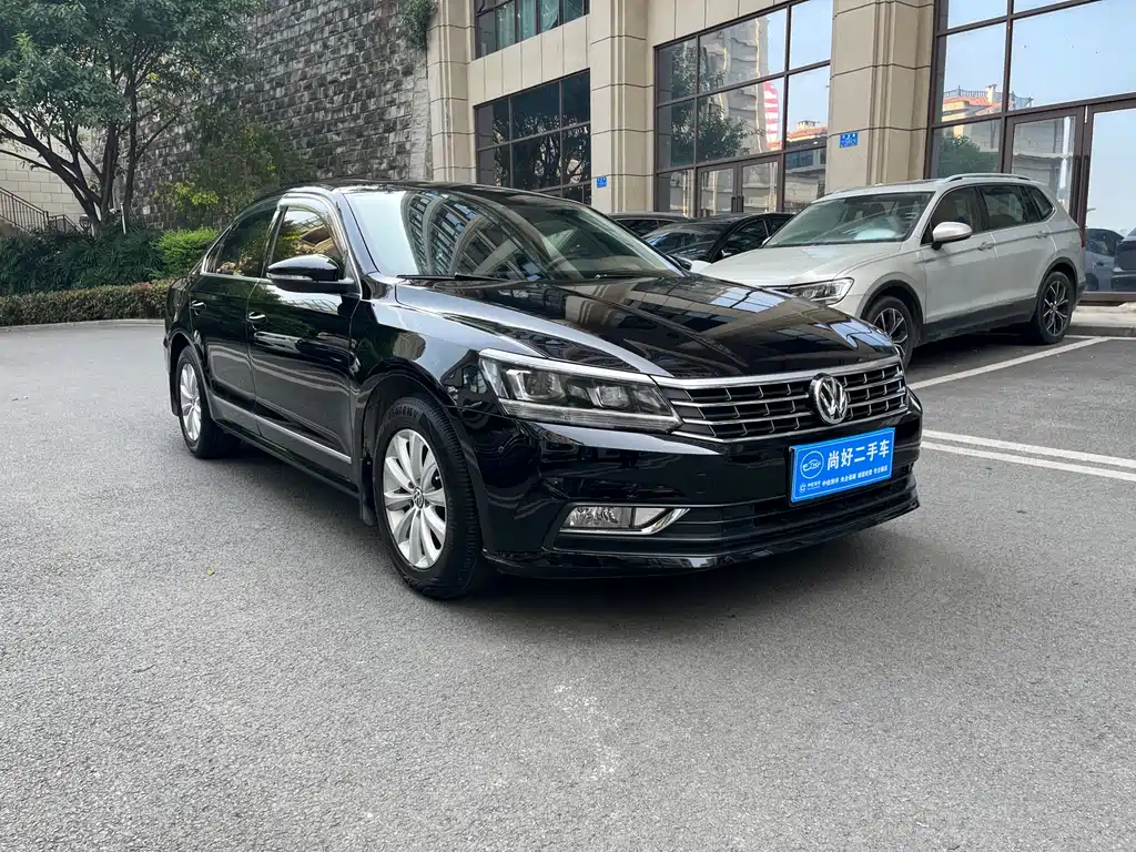Volkswagen Passat 2018 — фото 3