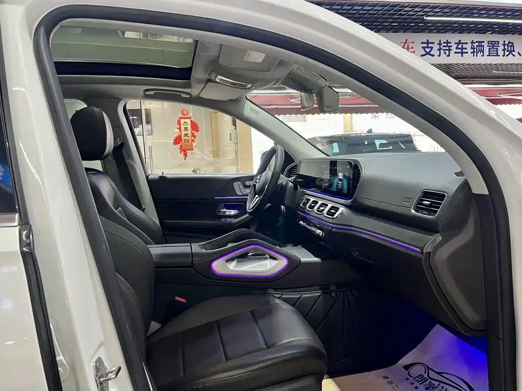 Mercedes-Benz GLE 2019 — фото 15