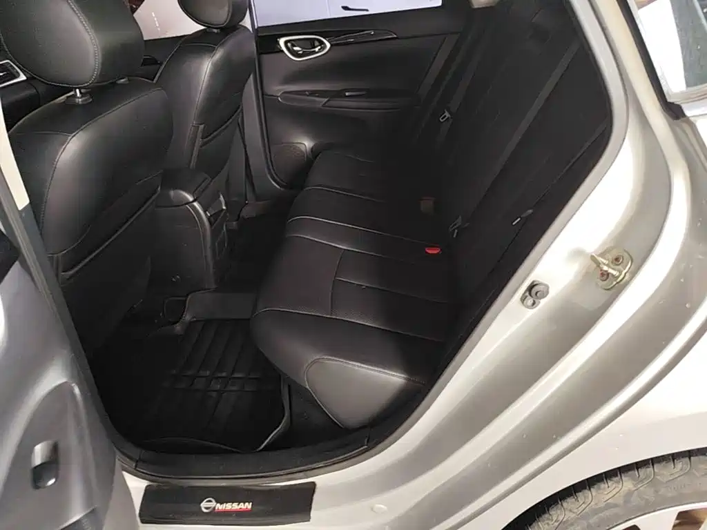 Nissan Sylphy 2018 — фото 17