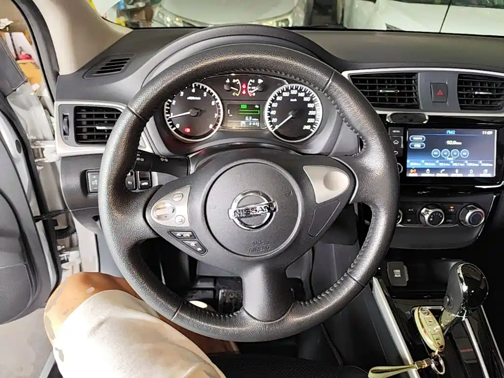 Nissan Sylphy 2018 — фото 11