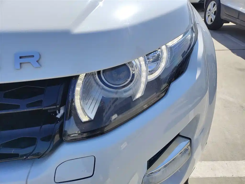 Land Rover Evoque 2014 — фото 15