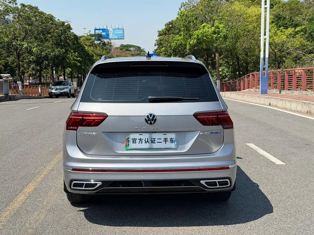 Volkswagen Tiguan L Plug-In Hybrid 2022 — фото 21