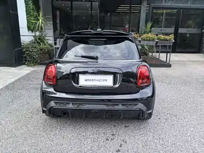 MINI MINI 2022