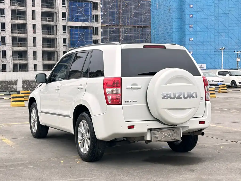 Suzuki Grand Vitara 2016 — фото 6