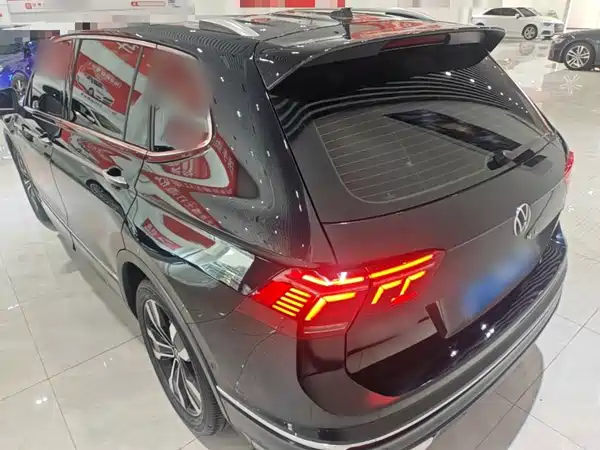 Volkswagen Tiguan L 2024