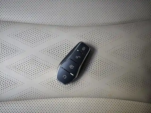BYD Dolphin 2024 — фото 16