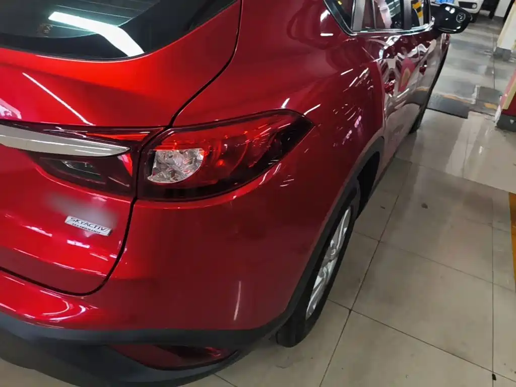Mazda CX-4 2018 — фото 8