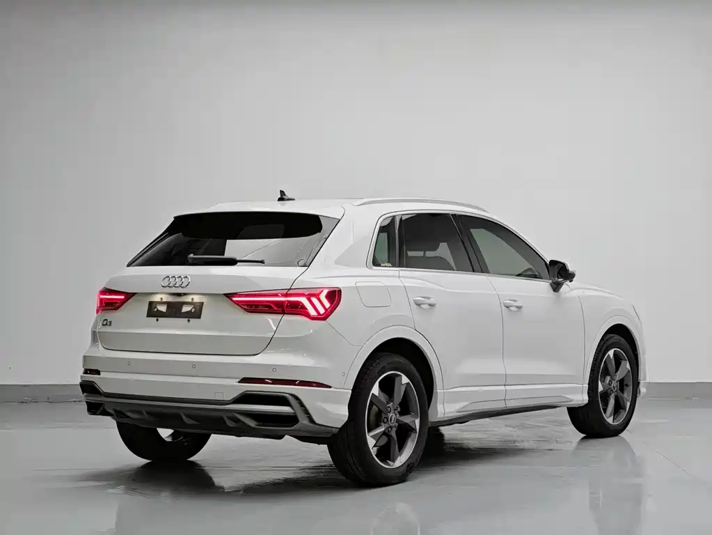 Audi Q3 2023