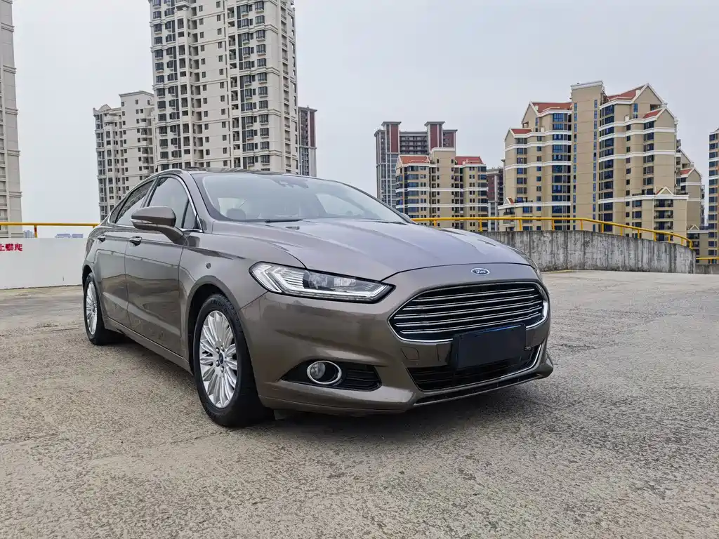 Ford Mondeo 2013 — фото 3