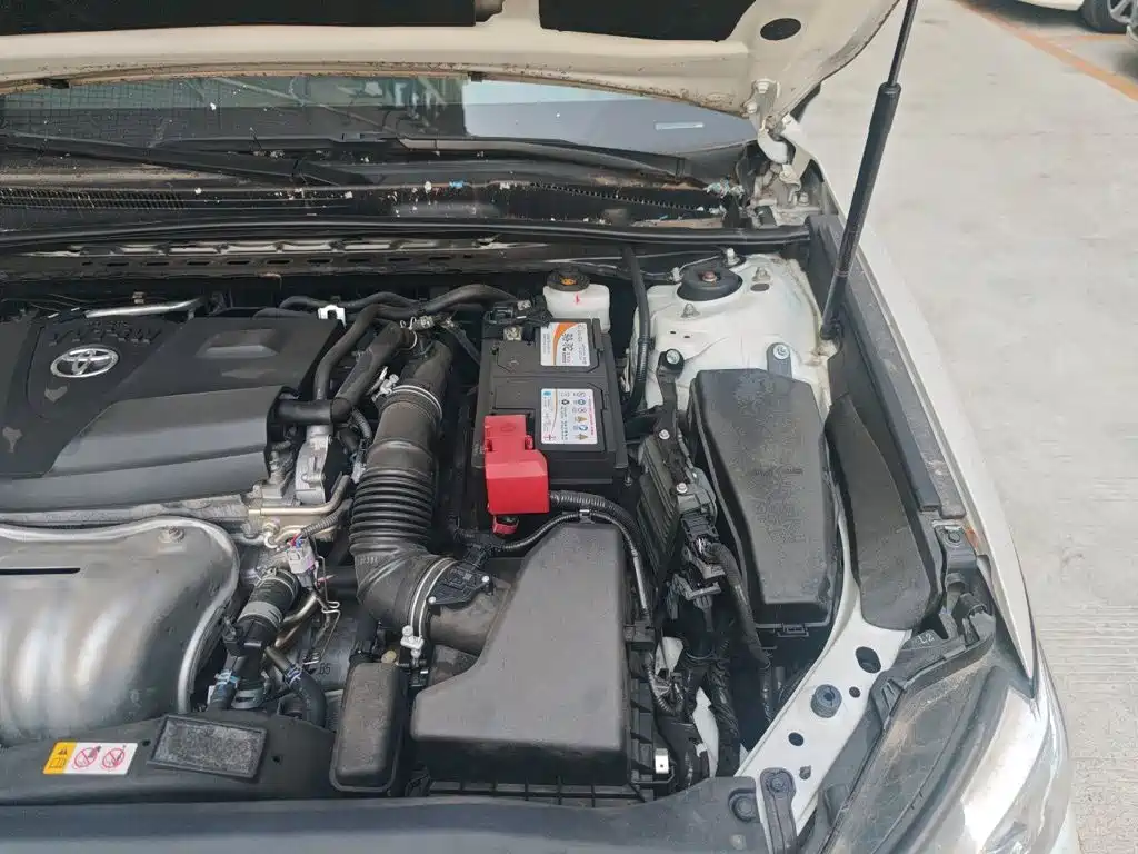 Toyota Camry 2018 — фото 23