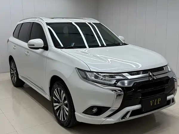 Mitsubishi Outlander 2022