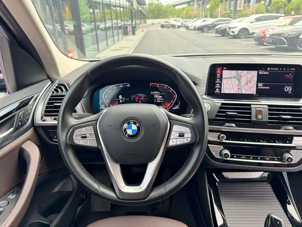 BMW X3 2021 — фото 11