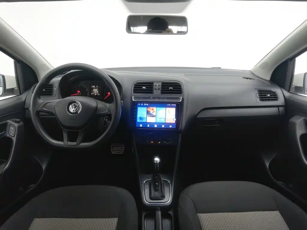 Volkswagen Polo 2016