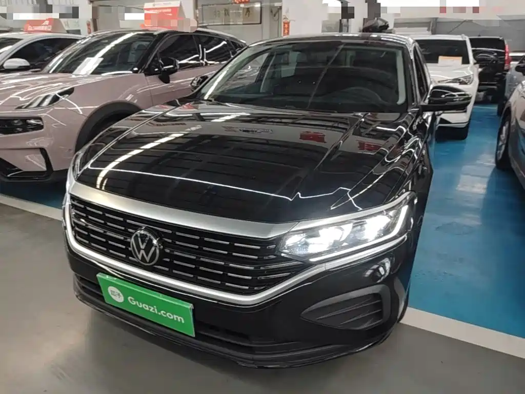 Volkswagen Passat 2024