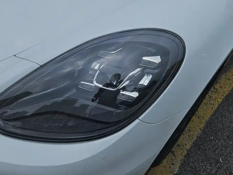 Porsche Panamera 2019
