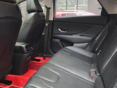 Hyundai Elantra 2023