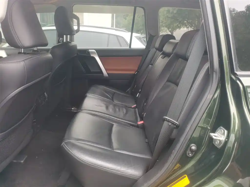 Toyota Prado 2017 — фото 14