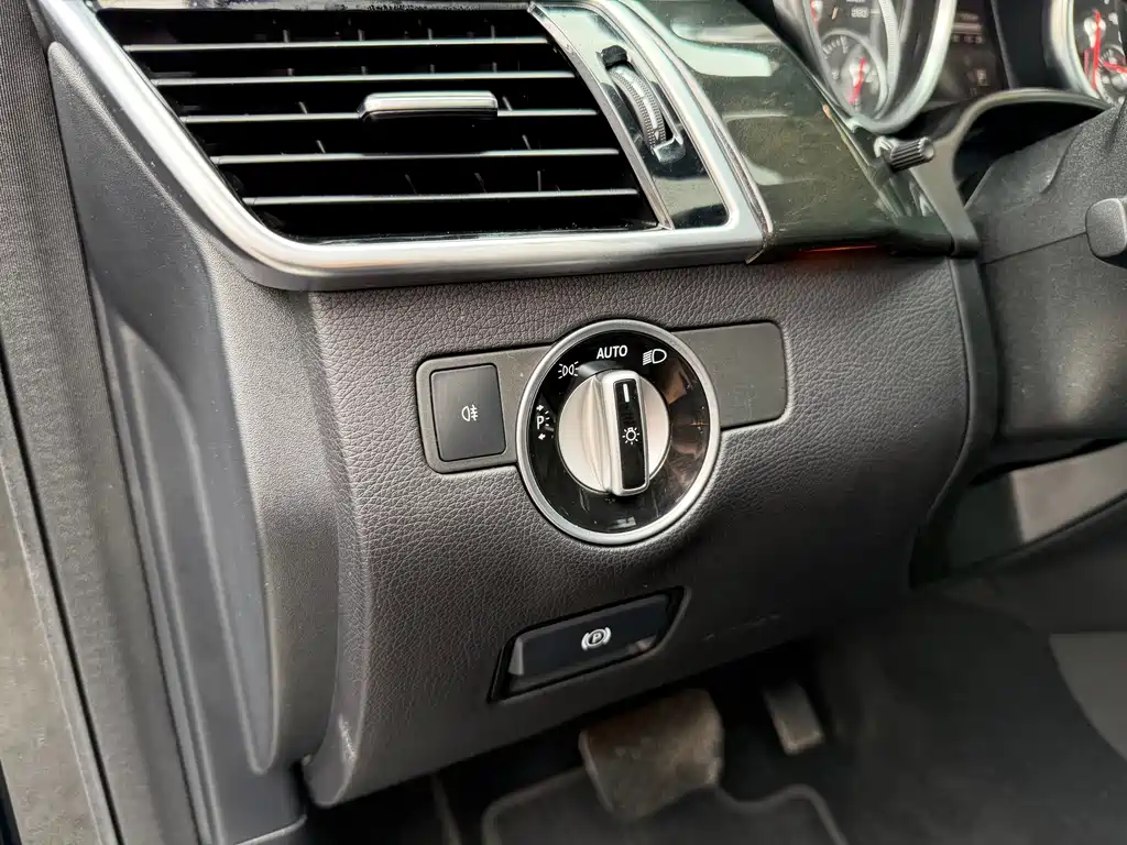 Mercedes-Benz GLS 2017 — фото 14