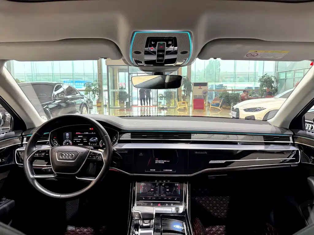 Audi A8 2021