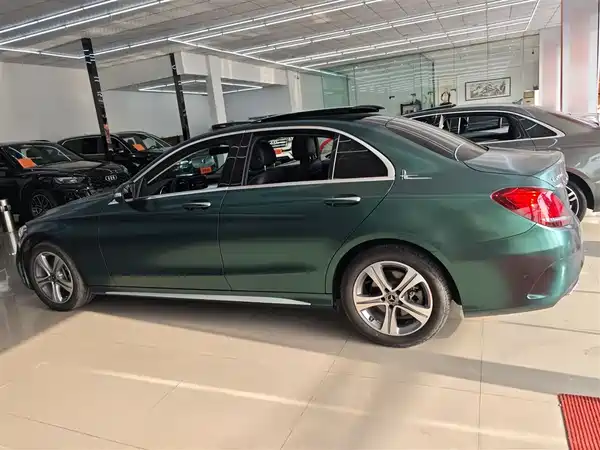 Mercedes-Benz C-Class 2020