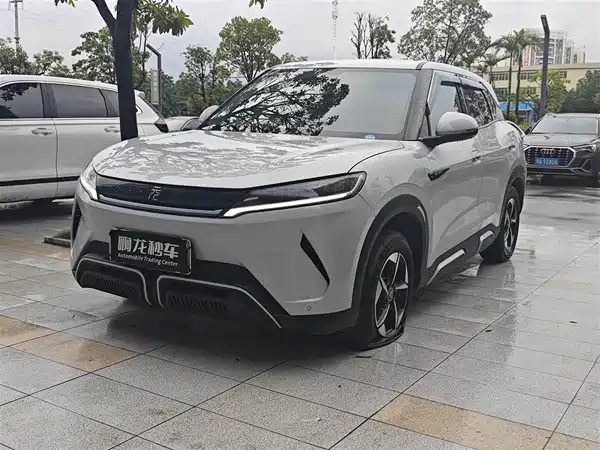 BYD Yuan UP 2025