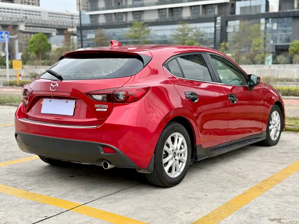 Mazda 3 Axela 2014 — фото 9