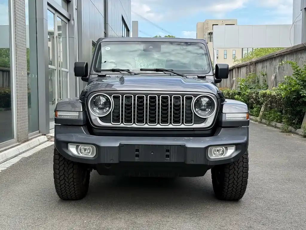 Jeep Wrangler 2026 — фото 2
