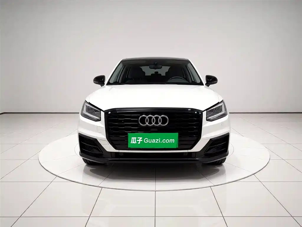 Audi Q2L 2021 — фото 2