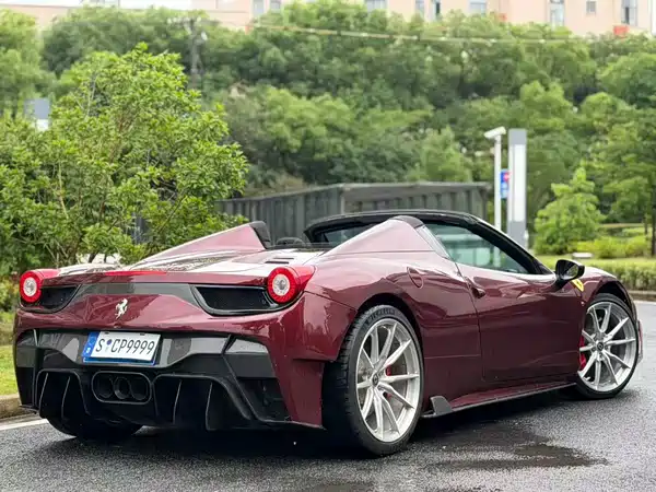 Ferrari 458 2014